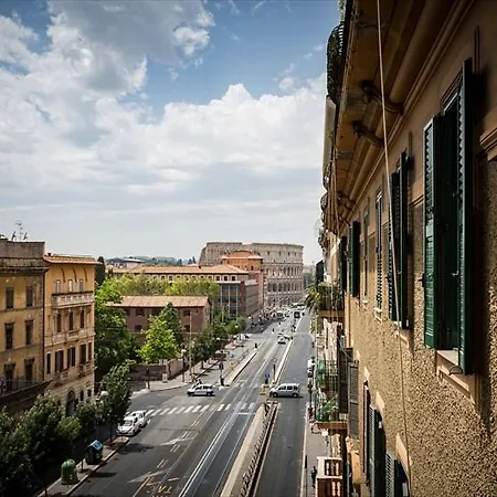 Colosseum Chich Apartment Rome
